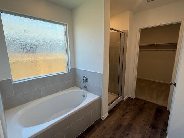 203 Donnington DR, Hutto, TX 78634