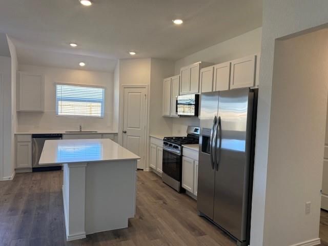 203 Donnington DR, Hutto, TX 78634