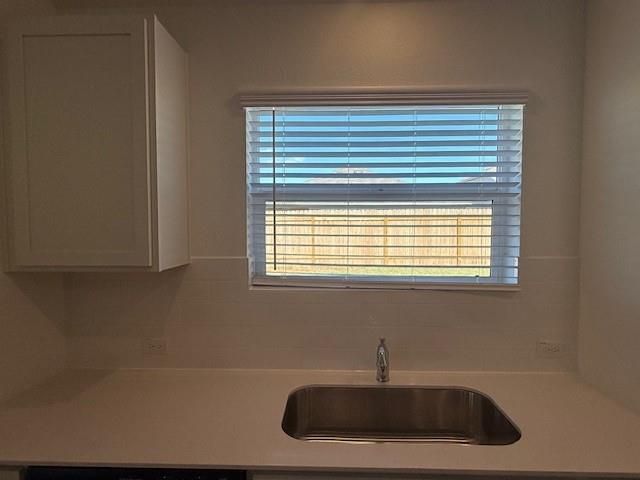 203 Donnington DR, Hutto, TX 78634