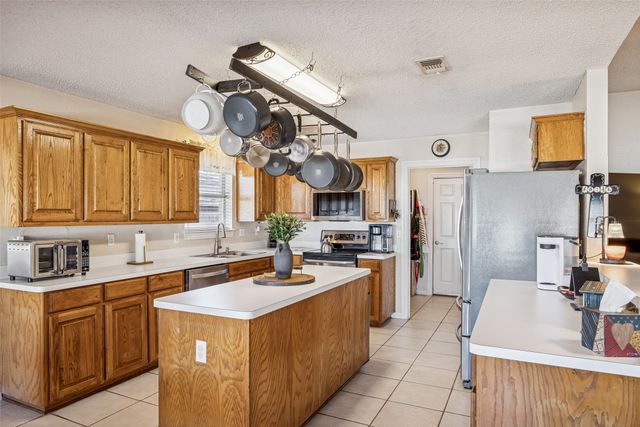 5101 Wilkes Court, Arlington, TX 76017