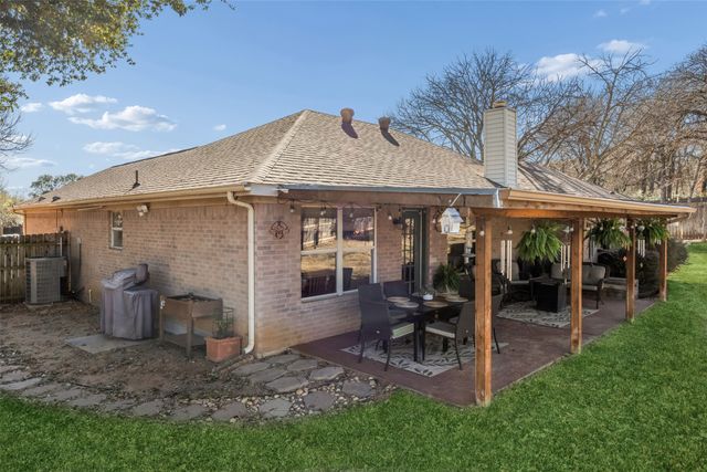 5101 Wilkes Court, Arlington, TX 76017