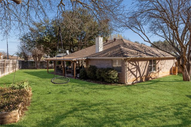 5101 Wilkes Court, Arlington, TX 76017