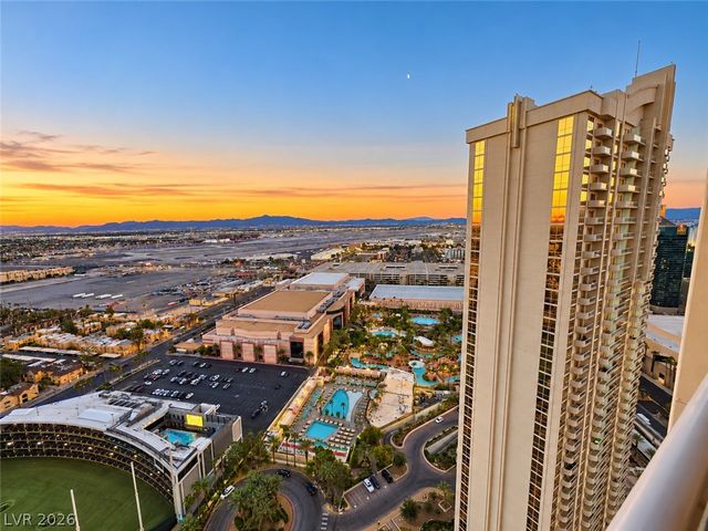 135 East Harmon Avenue 3320, Las Vegas, NV 89109