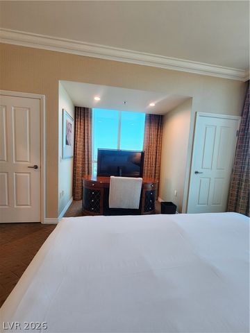 135 East Harmon Avenue 3320, Las Vegas, NV 89109