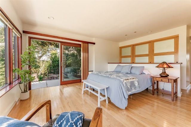 13201 Cheltenham, Sherman Oaks, CA 91423