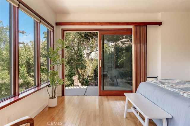 13201 Cheltenham, Sherman Oaks, CA 91423