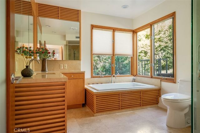 13201 Cheltenham, Sherman Oaks, CA 91423