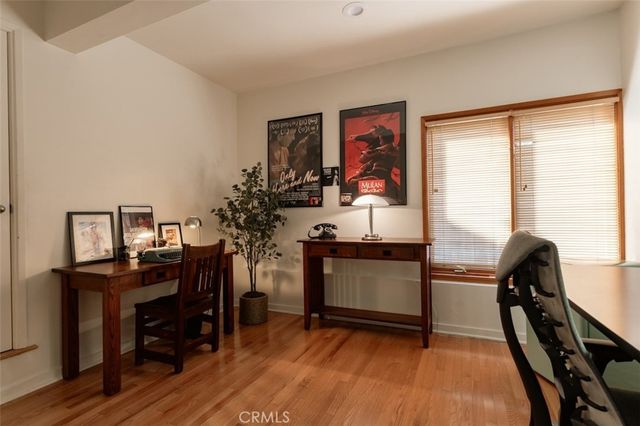 13201 Cheltenham, Sherman Oaks, CA 91423