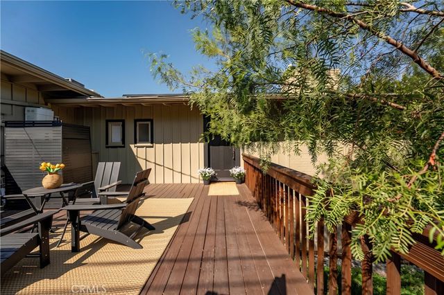 13201 Cheltenham, Sherman Oaks, CA 91423