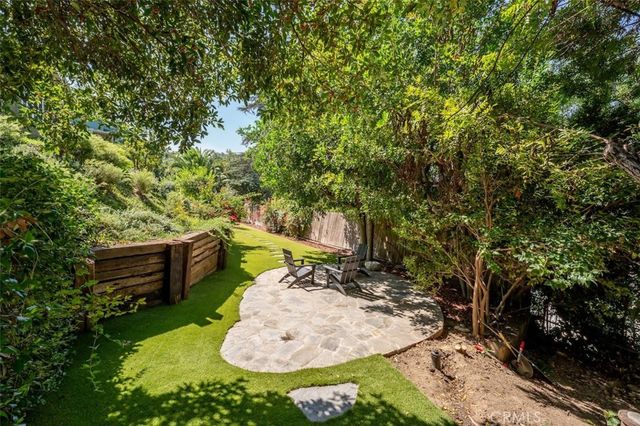 13201 Cheltenham, Sherman Oaks, CA 91423