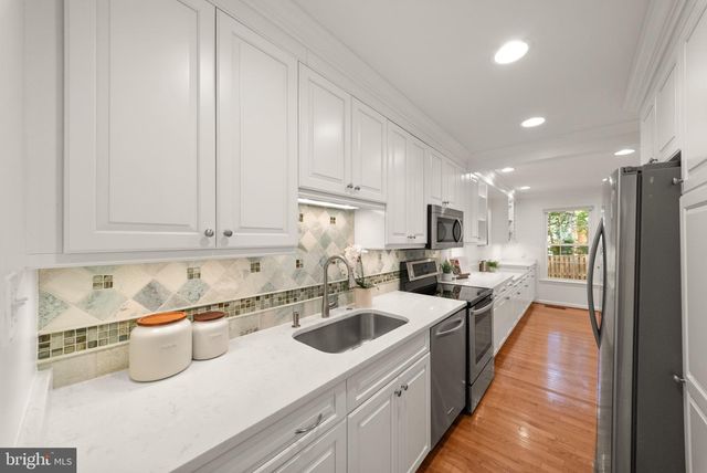 2311 HARLEYFORD CT, Reston, VA 20191
