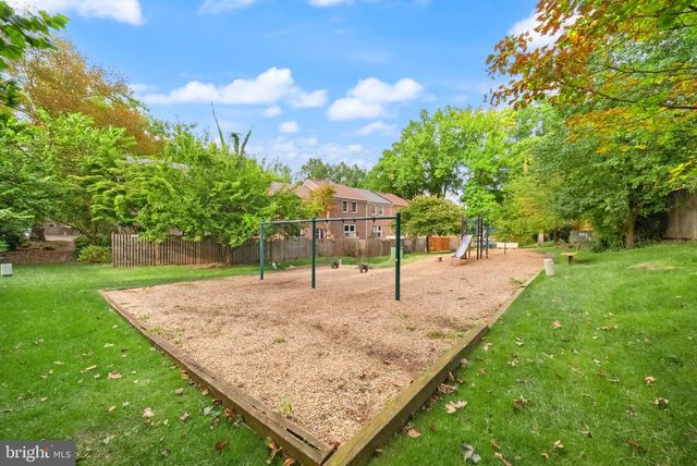 2311 HARLEYFORD CT, Reston, VA 20191
