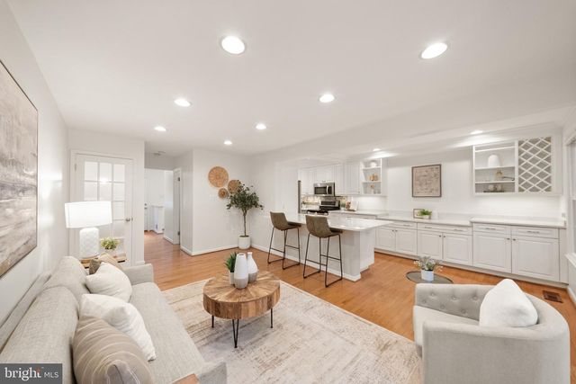 2311 HARLEYFORD CT, Reston, VA 20191