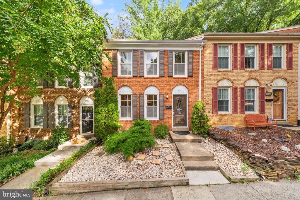 2311 HARLEYFORD CT, Reston, VA 20191