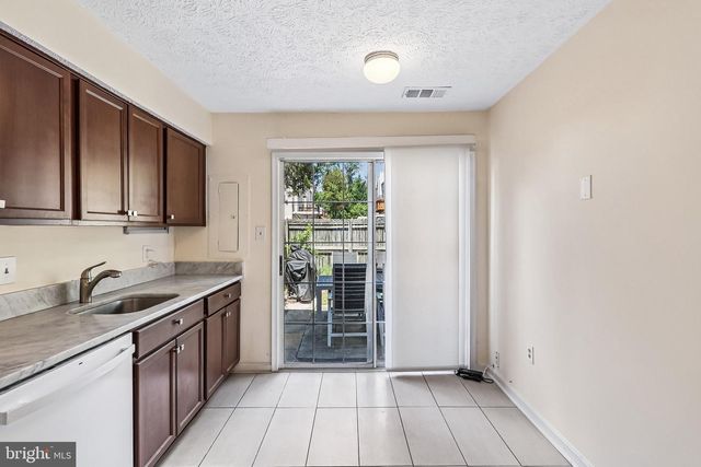 14002-D WALTER BOWIE LN, Centreville, VA 20121