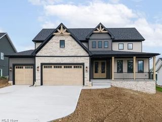 243 Homan Drive, Doylestown, OH 44230