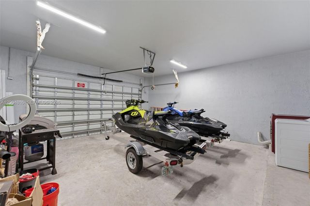 5628 Flagler St, Hollywood, FL 33023