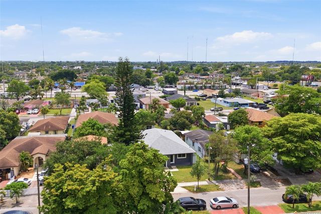 5628 Flagler St, Hollywood, FL 33023