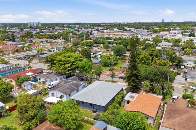 5628 Flagler St, Hollywood, FL 33023