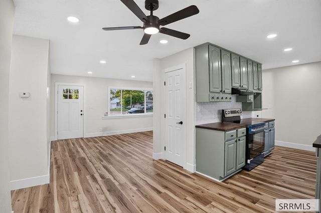 272 Valley Drive, Idaho Falls, ID 83401