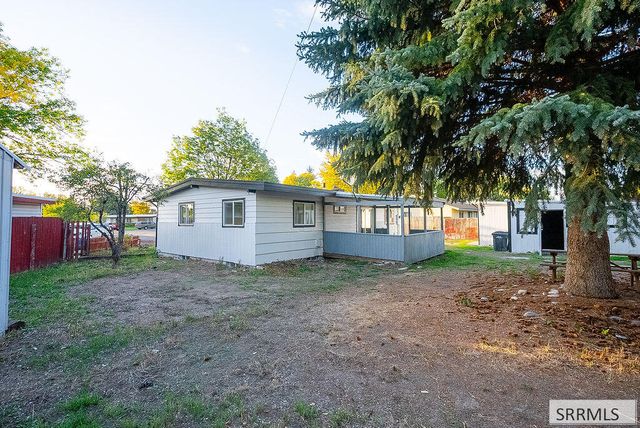 272 Valley Drive, Idaho Falls, ID 83401