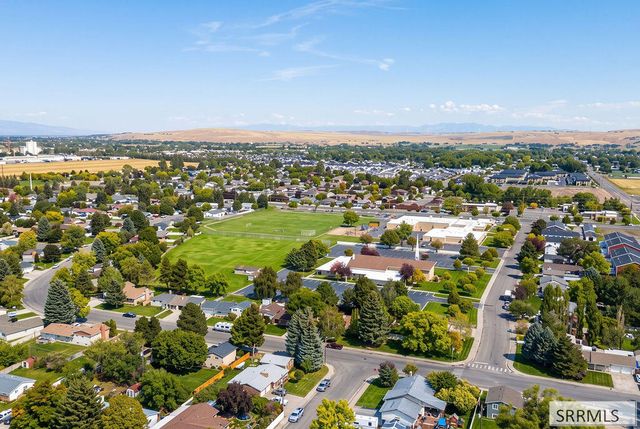 272 Valley Drive, Idaho Falls, ID 83401