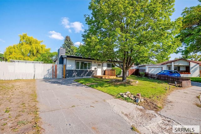 272 Valley Drive, Idaho Falls, ID 83401