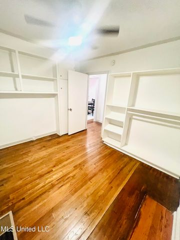 1039 Hall Lane, Raymond, MS 39154