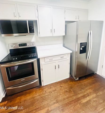 1039 Hall Lane, Raymond, MS 39154