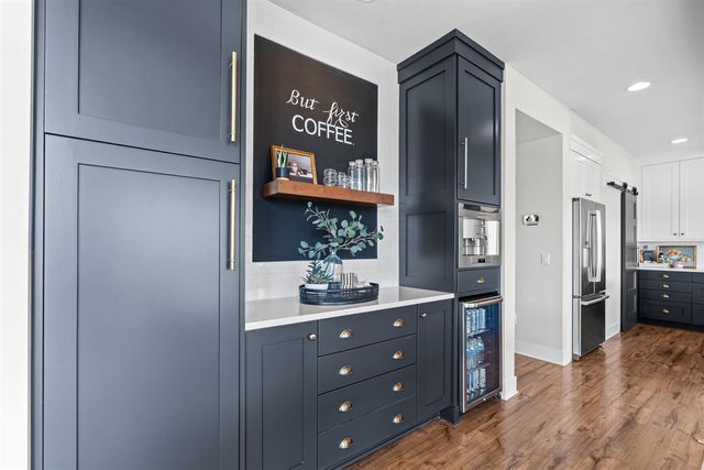 8020 Summerwood Court, Hudsonville, MI 49426