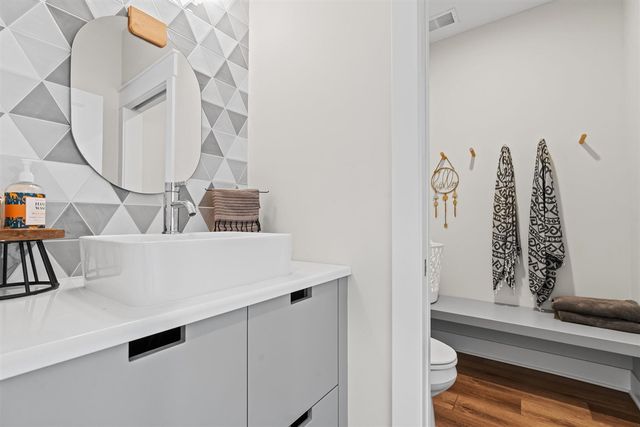 8020 Summerwood Court, Hudsonville, MI 49426