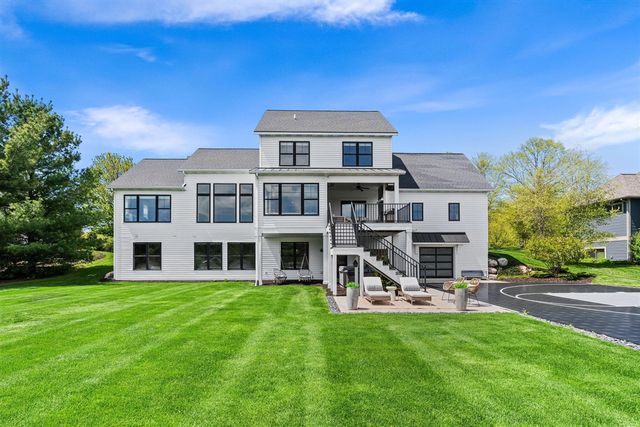 8020 Summerwood Court, Hudsonville, MI 49426