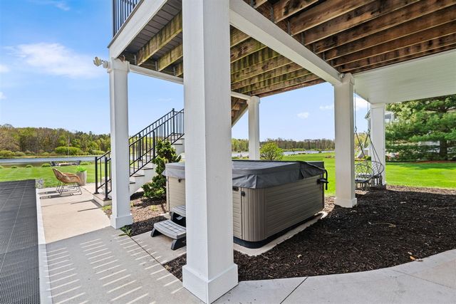 8020 Summerwood Court, Hudsonville, MI 49426