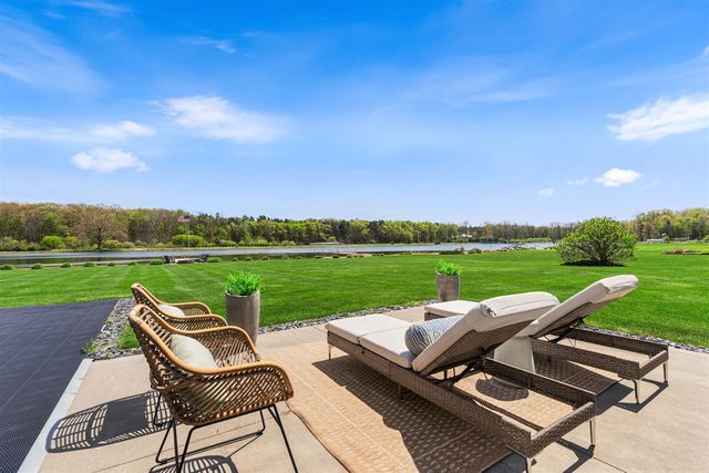 8020 Summerwood Court, Hudsonville, MI 49426