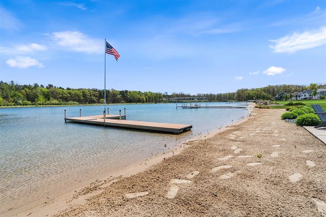8020 Summerwood Court, Hudsonville, MI 49426