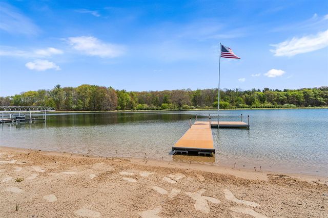 8020 Summerwood Court, Hudsonville, MI 49426
