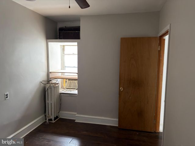 5624 N 5TH ST, Philadelphia, PA 19120