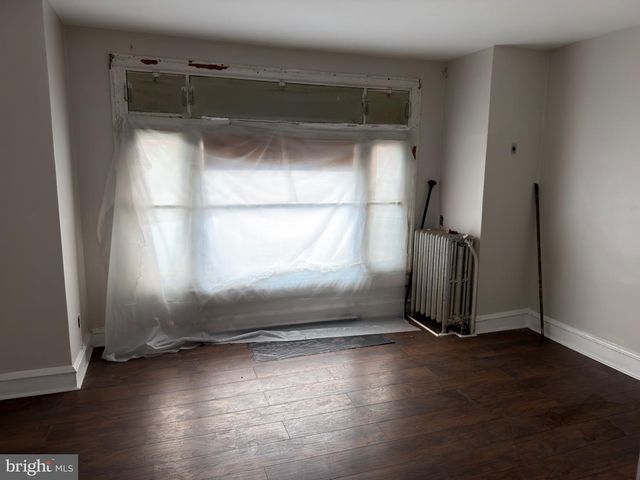 5624 N 5TH ST, Philadelphia, PA 19120