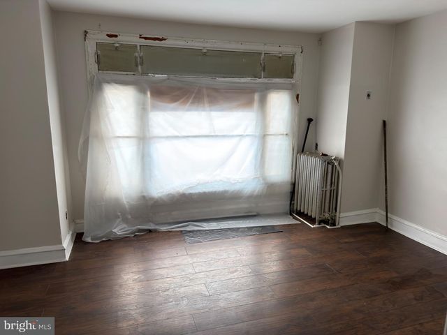 5624 N 5TH ST, Philadelphia, PA 19120
