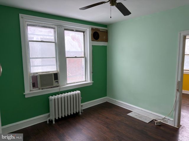 5624 N 5TH ST, Philadelphia, PA 19120