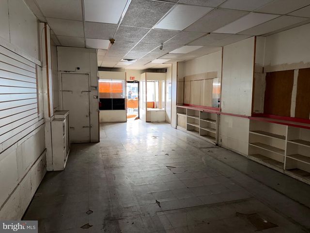 5624 N 5TH ST, Philadelphia, PA 19120