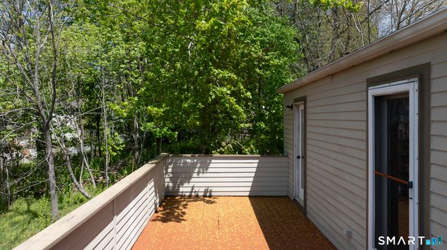 22 Fountain Street, Norwich, CT 06360