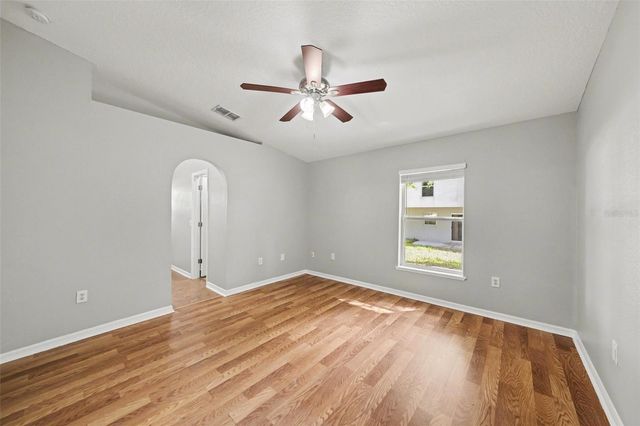 2212 NICOLLETT WAY, Leesburg, FL 34748