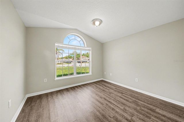 2212 NICOLLETT WAY, Leesburg, FL 34748