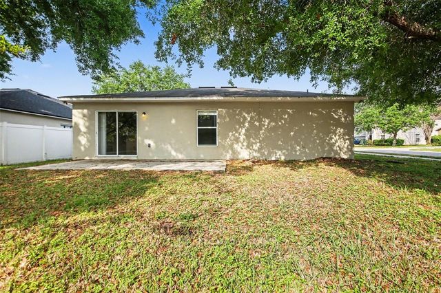 2212 NICOLLETT WAY, Leesburg, FL 34748