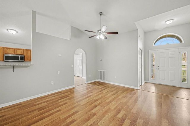 2212 NICOLLETT WAY, Leesburg, FL 34748