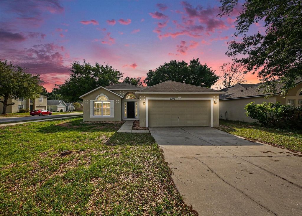 2212 NICOLLETT WAY, Leesburg, FL 34748