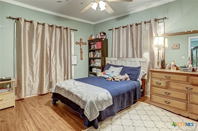 1750 Craddock Way, San Marcos, TX 78666