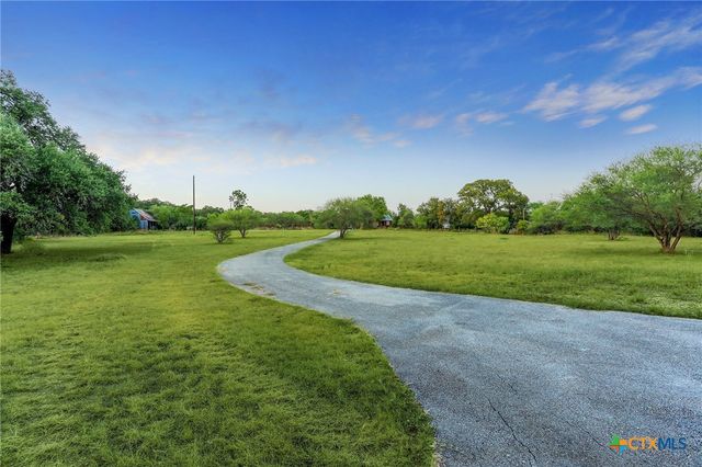 1750 Craddock Way, San Marcos, TX 78666