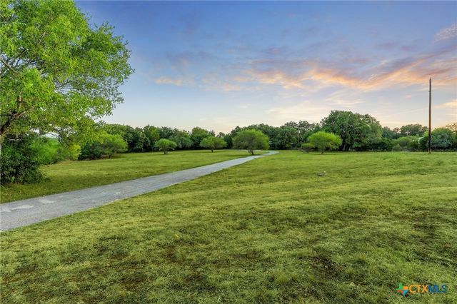 1750 Craddock Way, San Marcos, TX 78666